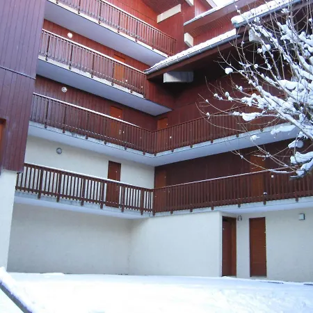 Chaleureux Avec Balcon Près Des Pistes à - Fr-1-181-2535 La Plagne-Tarentaise
